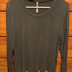 Long sleeve gray top very soft